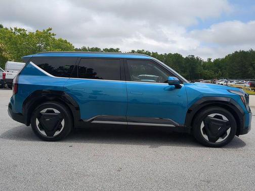 2024 Kia EV9 Land