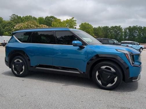 2024 Kia EV9 Land