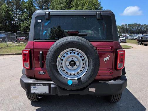 RUBY RED MET TNTD CLEARCOAT 2026 Ford Bronco Base