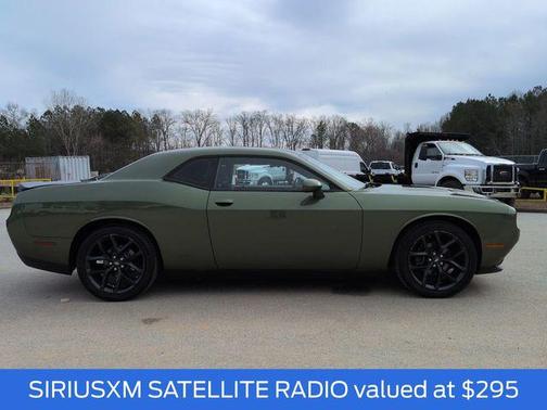 2020 Dodge Challenger SXT