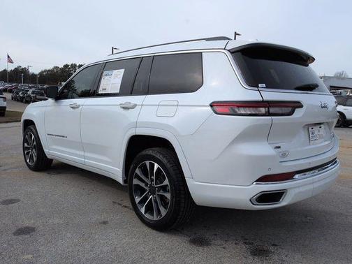 2022 Jeep Grand Cherokee L Overland
