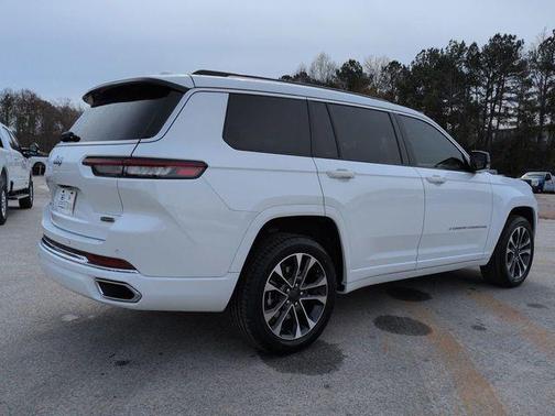 2022 Jeep Grand Cherokee L Overland