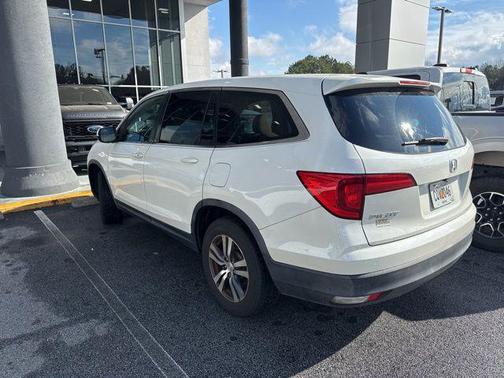 2017 Honda Pilot EX
