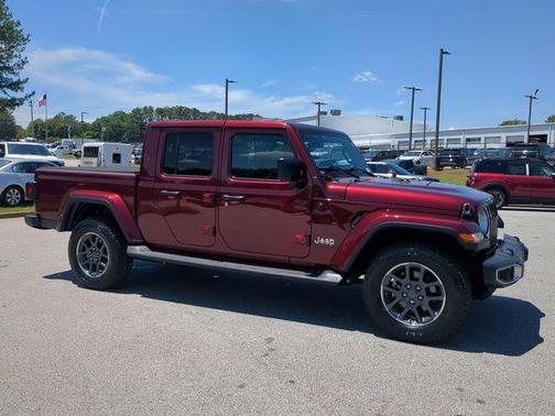 2021 Jeep Gladiator Overland