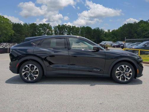 2025 Ford Mustang Mach-E Select