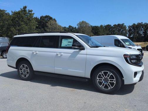 2025 Ford Expedition Max Active 4x2