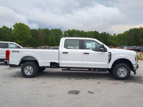 2025 Ford F-250 XL