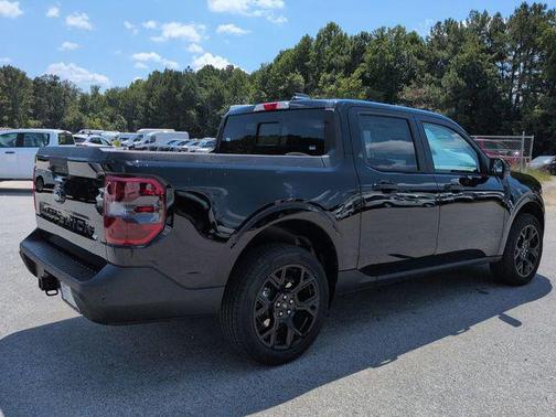 2025 Ford Maverick Lariat