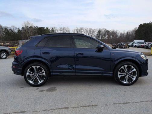 2022 Audi Q3 45 S line Premium Plus