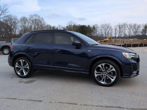 2022 Audi Q3 45 S line Premium Plus