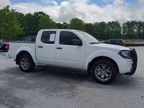 2020 Nissan Frontier SV