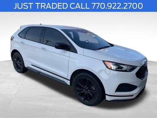 2022 Ford Edge SE