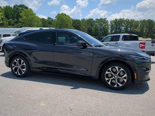 2022 Ford Mustang Mach-E Premium