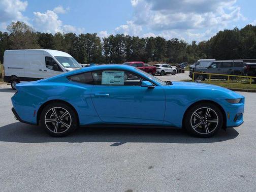 2025 Ford Mustang EcoBoost