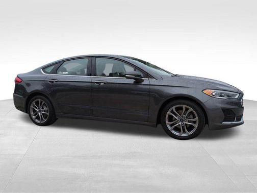 2020 Ford Fusion SEL