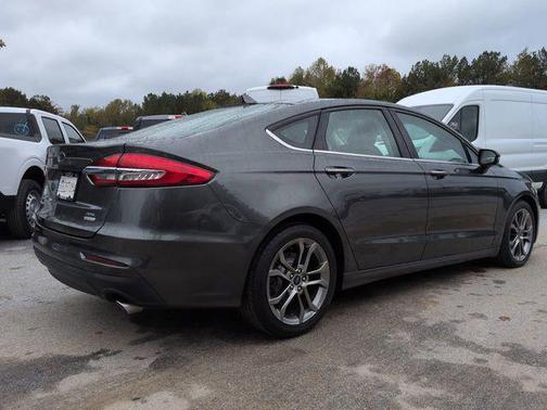 2020 Ford Fusion SEL