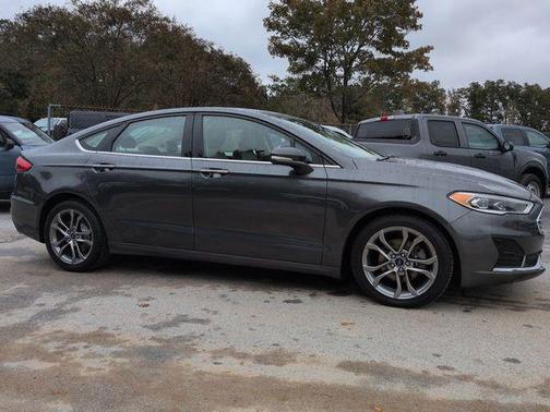 2020 Ford Fusion SEL