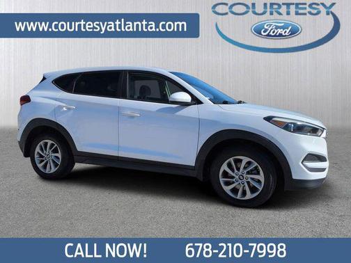 2017 Hyundai TUCSON SE