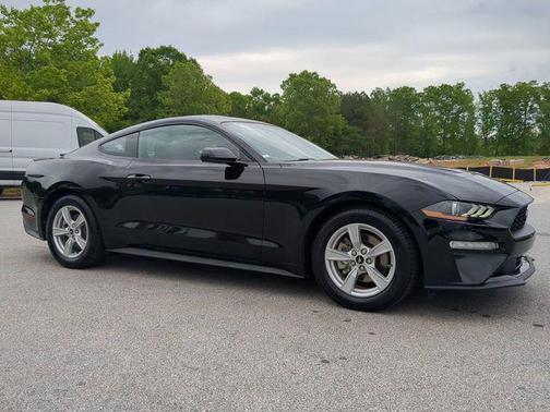 2020 Ford Mustang EcoBoost