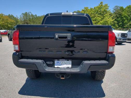 2017 Toyota Tacoma TRD Sport