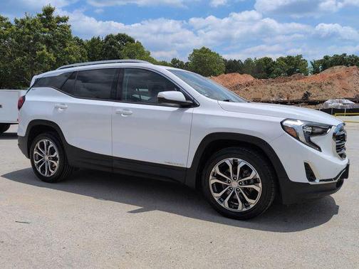 Summit White 2020 GMC Terrain SLT
