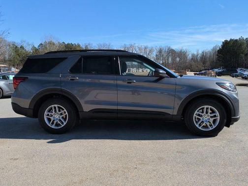 2026 Ford Explorer Active (200A)