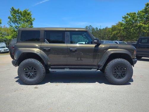 SHELTER GREEN METALLIC 2026 Ford Bronco Raptor