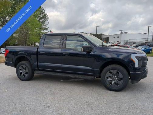2025 Ford F-150 Lightning Flash
