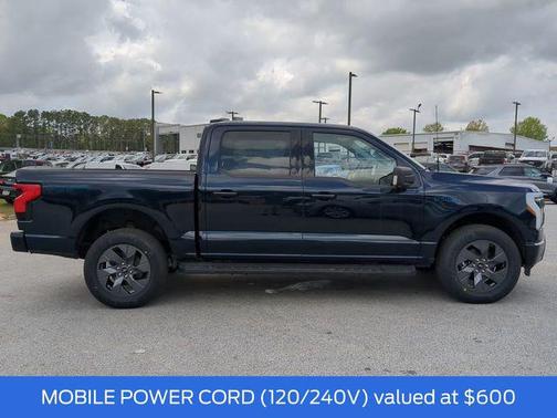 2025 Ford F-150 Lightning Flash