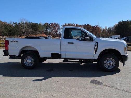 2026 Ford F-250 XL