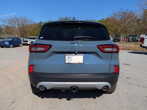 2025 Ford Escape SE