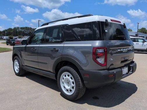 CARBONIZED GRAY METALLIC 2026 Ford Bronco Sport Heritage