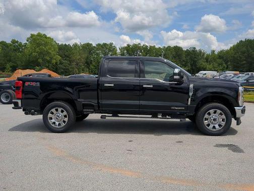 2025 Ford F-250 Lariat