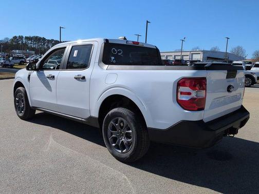 OXFORD WHITE 2026 Ford Maverick XLT