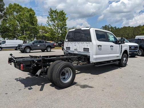 2025 Ford F-350 XL