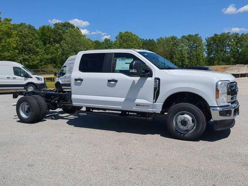 2025 Ford F-350 XL
