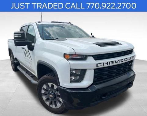 Summit White 2022 Chevrolet Silverado 2500 Custom