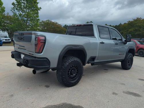 Sterling Metallic 2024 GMC Sierra 2500 AT4X