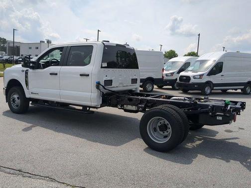 2025 Ford F-350 XL