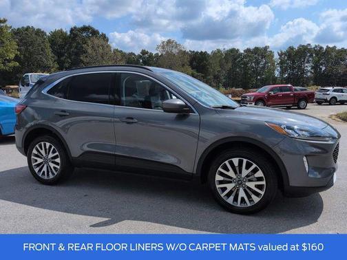 2022 Ford Escape Titanium