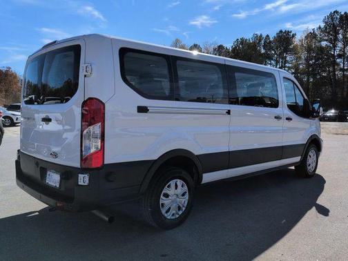 2024 Ford Transit-350 XLT