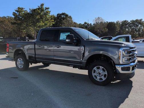 2026 Ford F-350 XLT