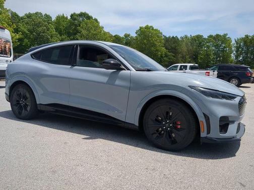 2025 Ford Mustang Mach-E GT