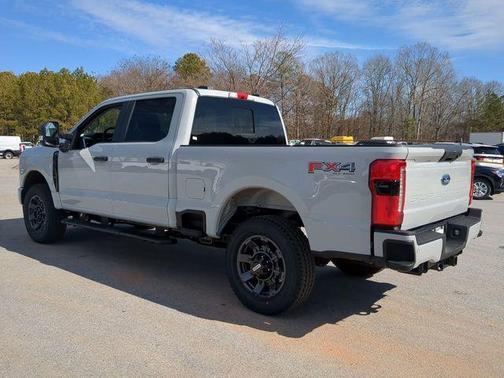 2025 Ford F-250 XL