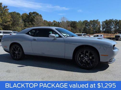 2021 Dodge Challenger SXT