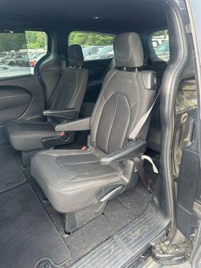 2020 Chrysler Pacifica Touring
