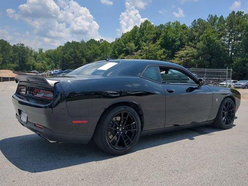 2022 Dodge Challenger R/T Scat Pack