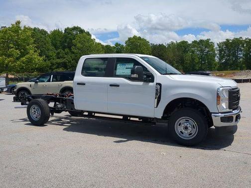 2025 Ford F-250 XL
