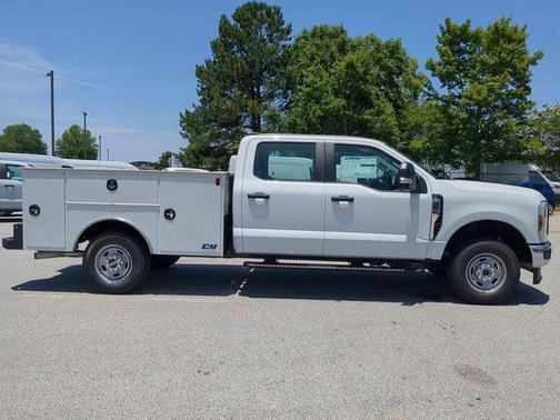 2025 Ford F-250 XL