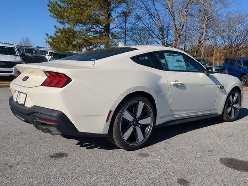 2025 Ford Mustang GT Premium